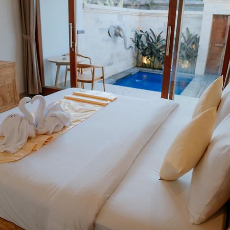 Bali Made Escape Hotel กีอันยาร์ ภายนอก รูปภาพ