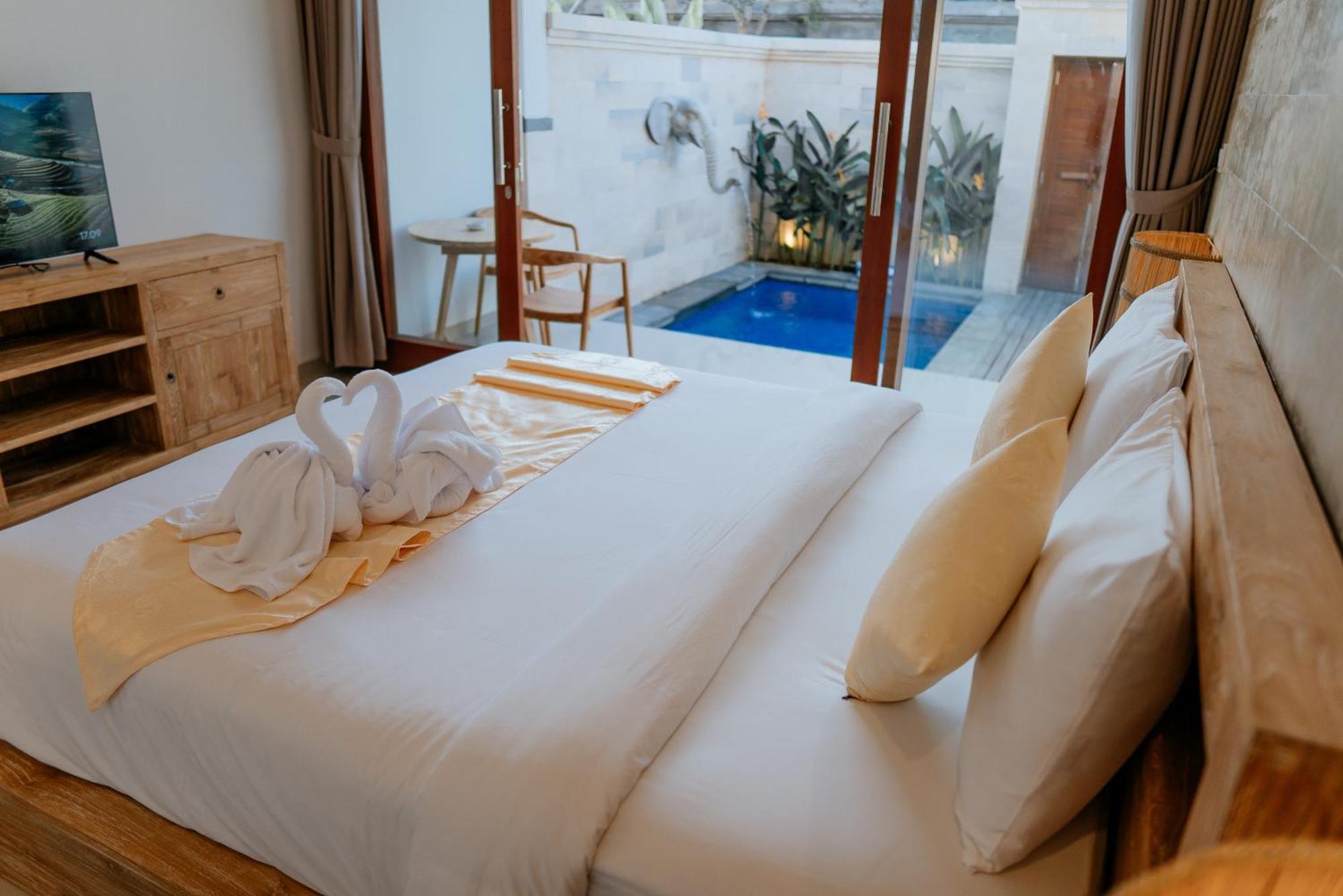 Bali Made Escape Hotel กีอันยาร์ ภายนอก รูปภาพ
