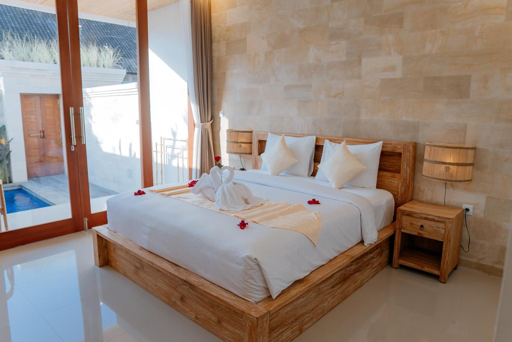 Bali Made Escape Hotel กีอันยาร์ ภายนอก รูปภาพ